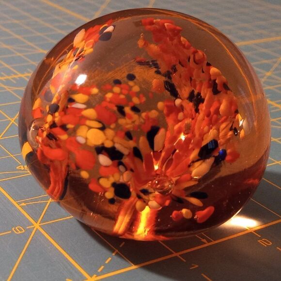 Vintage Paperweight Art Glass  Blown Glass Cottagecore Floral - Picture 2 of 7